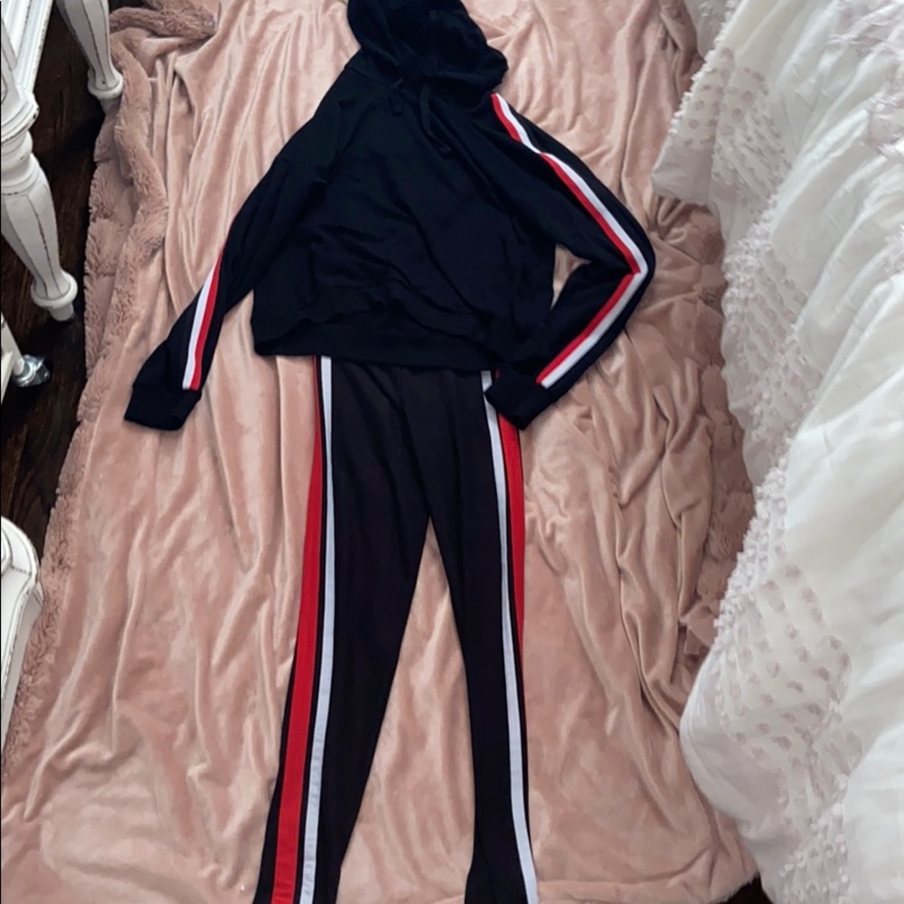 SWEATSUIT